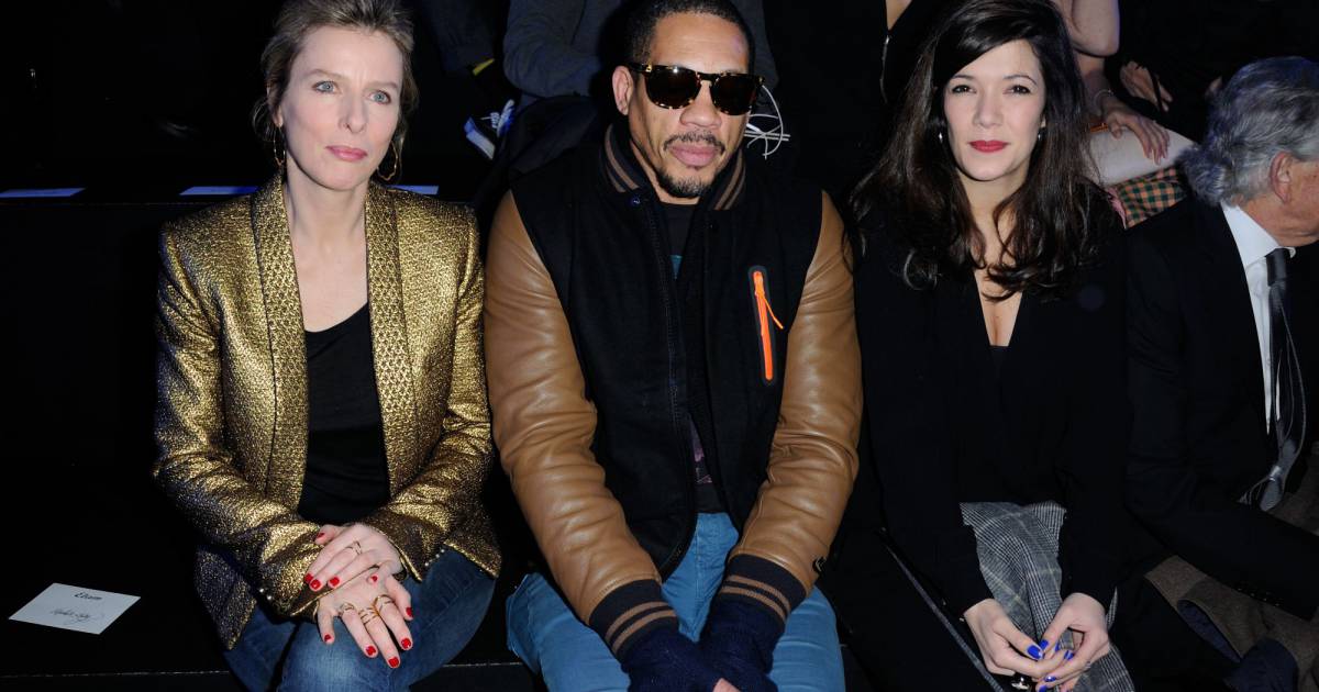 Karin Viard Joey Starr et Mélanie Doutey au défile lingerie Etam Live Show à Paris le