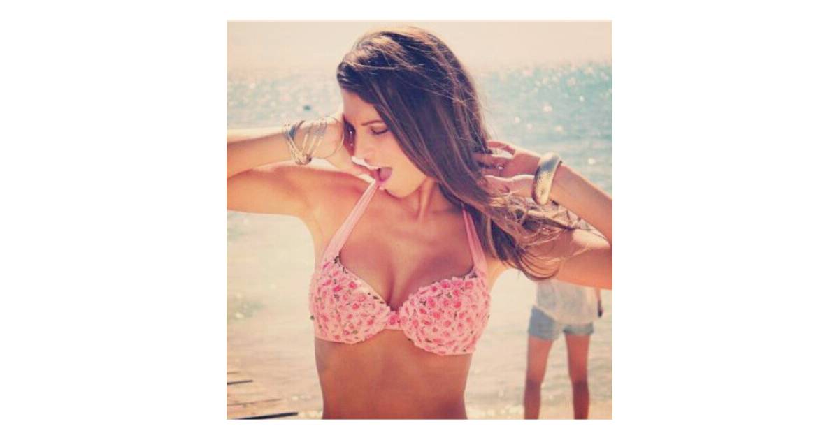Laury Thilleman En Bikini Au Mexique Purebreak