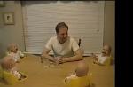 Des bébés pris d'un fou rire font le buzz sur Youtube