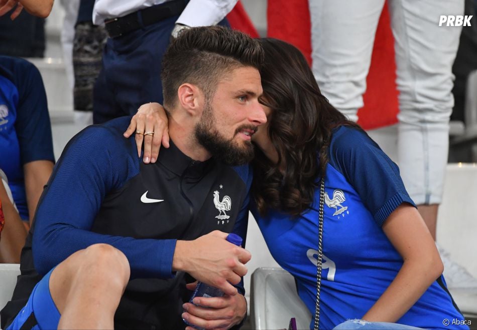 Ngôi sao bóng đá Pháp ngoại tình và cách xử lý không ngờ của vợ khiến chàng ra sân tung hoành, nhưng về nhà sợ vợ một phép - Ảnh 5.