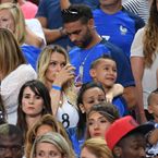 Ludivine Payet, Marine Lloris, Camille Sold... les femmes des Bleus en pleurs après la finale ?