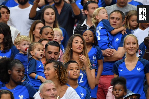 Camille Sold et Sandra Evra au match France-Portugal du 10 juillet 2016
