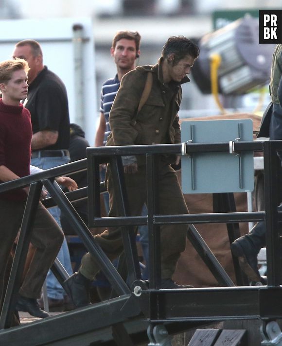 Harry Styles sur le tournage de Dunkirk, le nouveau film de Christopher Nolan, en Angleterre