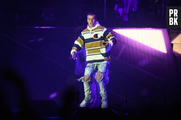 Justin Bieber ivre en plein concert au V Festival