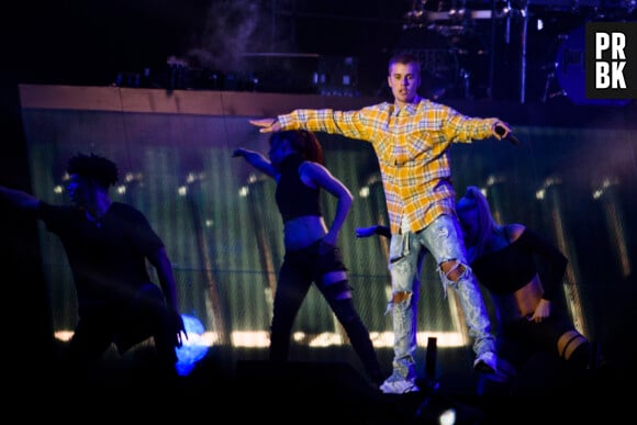 Justin Bieber ivre en plein concert au V Festival