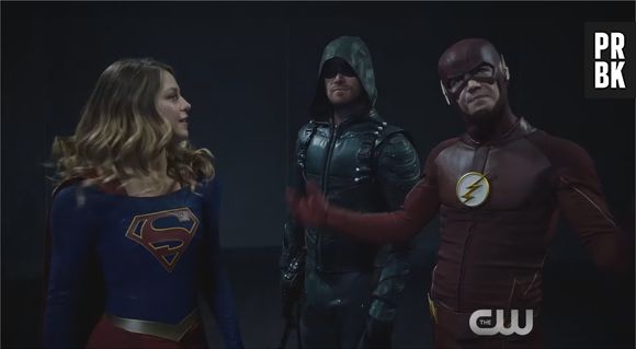 Arrow, Flash, Supergirl... fight club déjanté entre super-héros