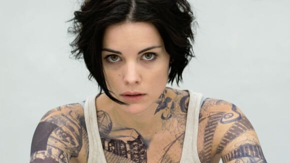 Blindspot : Jaimie Alexander (Jane) dévoile le secret de ses tatouages