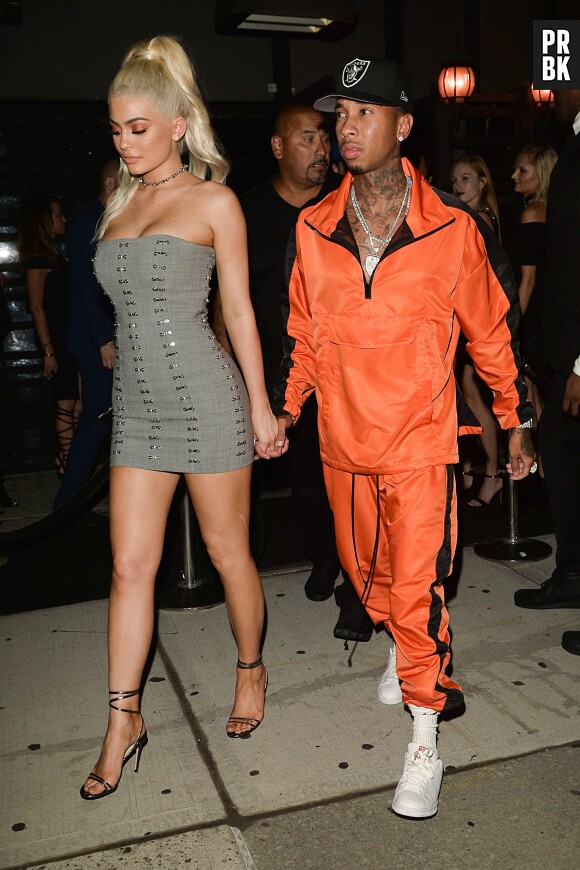 Kylie Jenner, la petite amie de Tyga, a posté un message WTF sur Twitter.