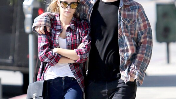 Emma Roberts et Evan Peters de nouveau en couple... et fiancés ! ❤💍