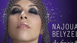 Najoua Belyzel en Sainte Nitouche !