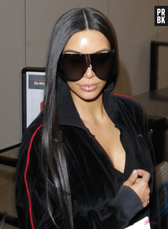 Kim Kardashian raconte son braquage à Paris : "Is m’ont poussée, attachée et mis des câbles"