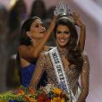Miss France 2016 : Iris Mittenaere devient Miss Univers 2016 "Je suis vraiment très fière"
