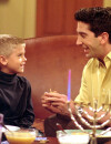 Cole Sprouse interprétait le fils de Ross dans la série Friends