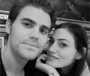 Paul Wesley (The Vampire Diaries) et Phoebe Tonkin : la fin du couple ?