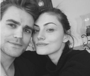 Paul Wesley (The Vampire Diaries) et Phoebe Tonkin la rupture ? Des proches confirment