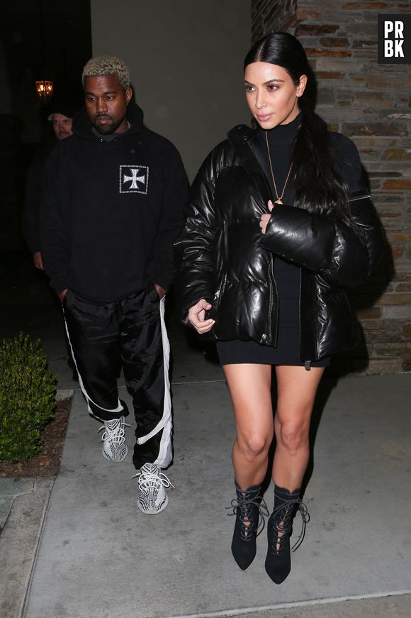 Kanye West et Kim Kardashian auraient travaillé sur une sneaker Adidas Yeezy Calabasas PowerPhase.