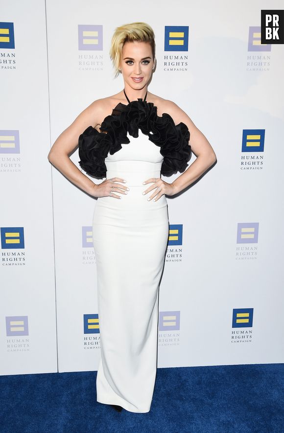 Katy Perry sur son homosexualité : "J’ai embrassé une fille, mais j’ai fait bien plus que ça"