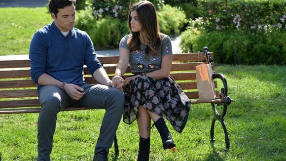 Pretty Little Liars saison 7 : le couple Aria et Ezra menacé à cause de Nicole ?
