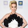 Katy Perry : bientôt la boule à zéro ? Elle a encore coupé ses cheveux