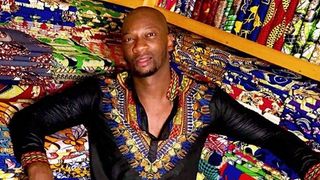 Singuila sort son nouvel album "Entre 2" et cartonne avec le titre "Ay Mama"