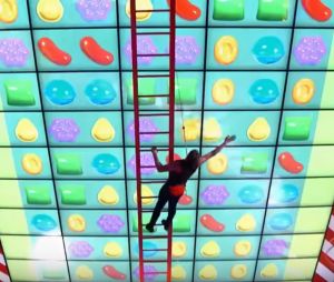 Découvrez la bande-annonce du jeu télé Candy Crush présenté par Mario Lopez !