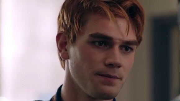 Riverdale saison 2 : la bande-annonce sombre et inquiétante