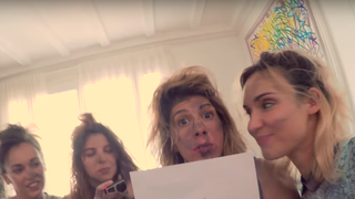 Latte Chaud : Natoo, Juliette, Audrey et Marjorie, des Cendrillons un peu spéciales !
