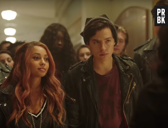 Riverdale saison 2 : le frère de Betty arrive, Archie menacé par Hiram !