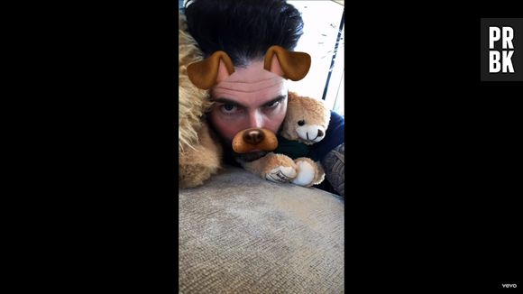 Clip "Wait" de Maroon 5 : Adam Levine s'éclate avec des filtres Snapchat