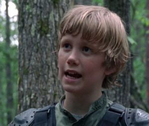 The Walking Dead saison 8 : Henry est-il le nouveau Carl ?