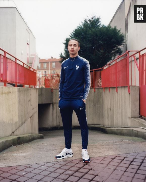 Coupe du monde 2018 : le nouveau maillot des Bleus ne fait pas l'unanimité