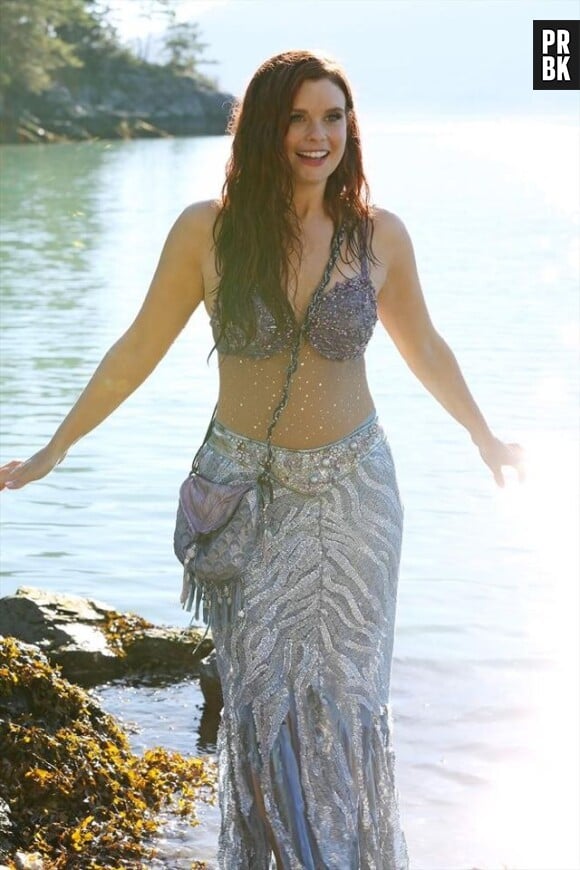 Once Upon a Time saison 7 : Ariel (Joanna Garcia-Swisher) de retour pour le dernier épisode de la série