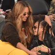 Blue Ivy reine des enchères : la fille de Beyoncé et Jay Z tente d'acheter une oeuvre à 19.000 dollars avec l'argent de ses parents !