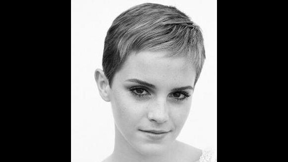 Emma Watson ... Elle a les cheveux courts