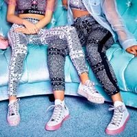 Converse x Miley Cyrus : une collection de vêtements et sneakers disco