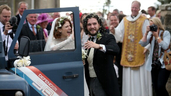 Kit Harington et Rose Leslie mariés : découvrez les photos du mariage des stars de Game of Thrones