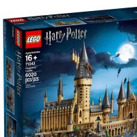 Harry Potter : le château de Poudlard version LEGO débarque avec ses... 6.000 briques !