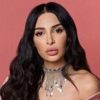 Sananas lance sa marque de maquillage : la Youtubeuse dévoile ses produits Sananas Beauty en vidéo