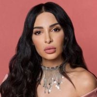 Sananas lance sa marque de maquillage : la Youtubeuse dévoile ses produits Sananas Beauty en vidéo