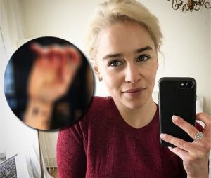 Game of Thrones : Emilia Clarke se fait tatouer... ses dragons