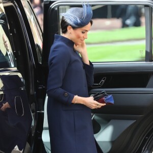 Meghan Markle enceinte du prince Harry ? Ces photos qui sèment le doute chez les internautes.