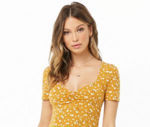 Où shopper les looks que Betty Cooper (Lili Reinhart) porte dans l'épisode 1 de la saison 3 de Riverdale ?
