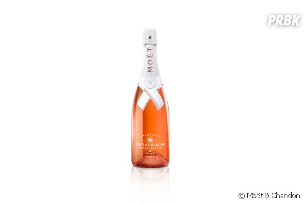 Virgil Abloh a fait une collaboration avec le champagne Moët & Chandon.