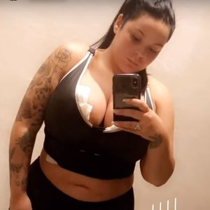 Sarah Fraisou a encore subi deux opérations de chirurgie esthétique.