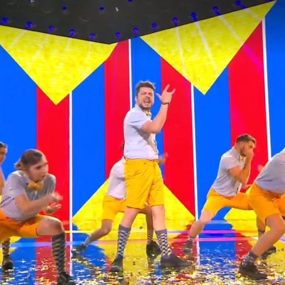 Kev Adams imite Stromae sur la scène des NMA 2018 : "c'est gênant" selon les Twittos