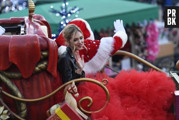 Disneyland Paris : Chiara Ferragni à la parade de Noël