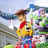 Disneyland Paris : Toy Story s'invite à la parade de Noël