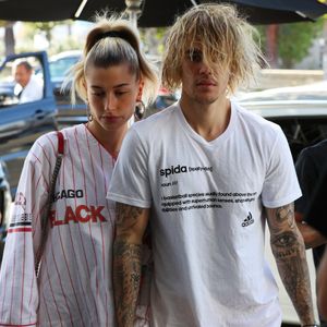 Justin Bieber jaloux : Snoop Dogg complimente Hailey Baldwin, il le recadre.