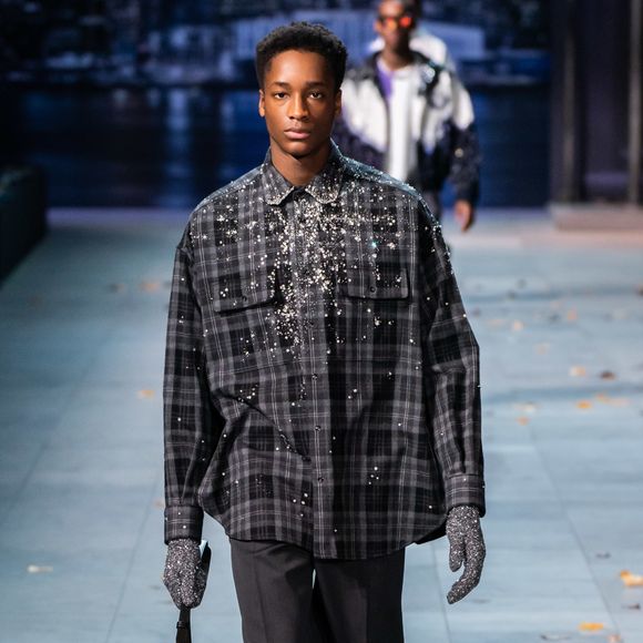 Michael Jackson : Virgil Abloh rend hommage au roi de la pop avec le défilé Louis Vuitton