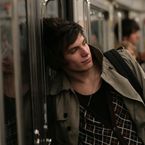 Christa Theret, Jérémy Kapone, Pierre Niney... que deviennent les jeunes acteurs de LOL ?